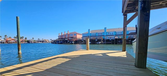 15418 GRASS CAY Ct A, Corpus Christi, TX 78418