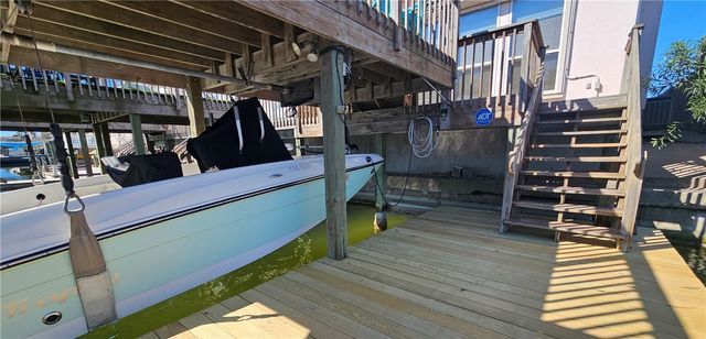 15418 GRASS CAY Ct A, Corpus Christi, TX 78418