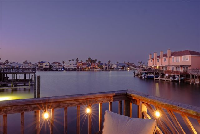 15418 GRASS CAY Ct A, Corpus Christi, TX 78418