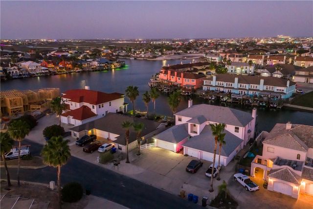 15418 GRASS CAY Ct A, Corpus Christi, TX 78418