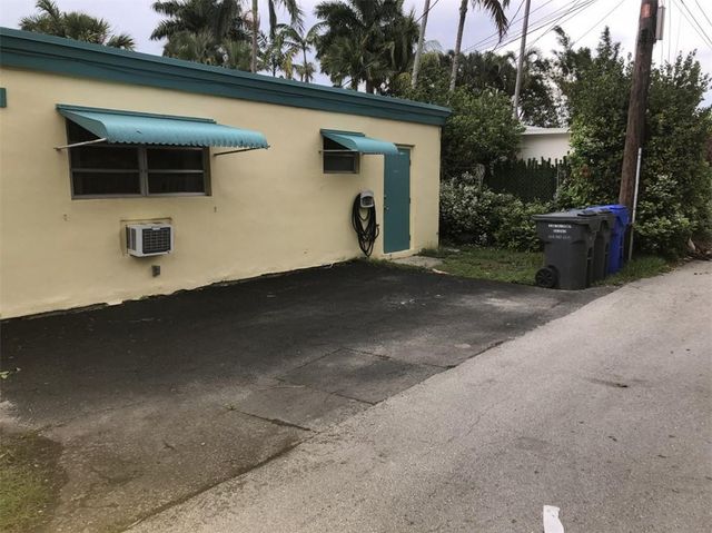 1518 Grant Street 3, Hollywood, FL 33020