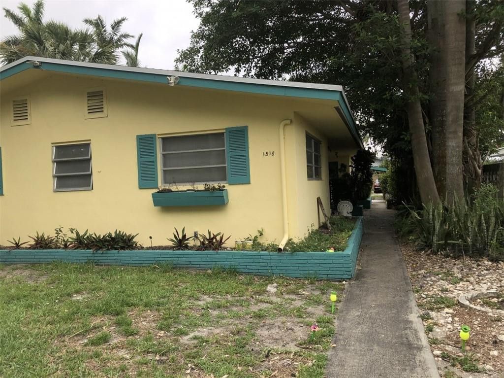 1518 Grant Street 3, Hollywood, FL 33020