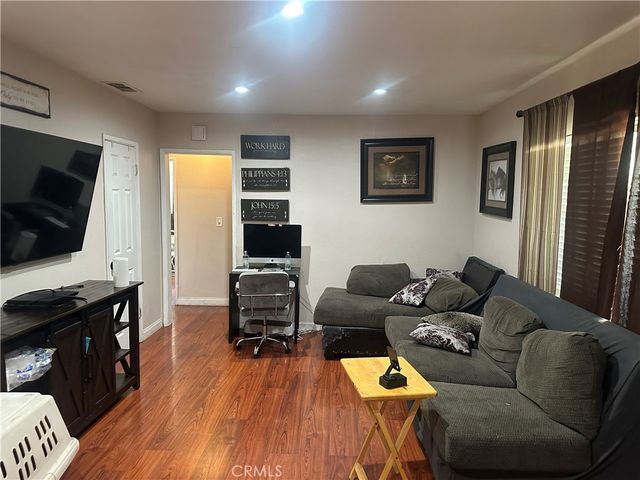 598 E Wilson, Rialto, CA 92376