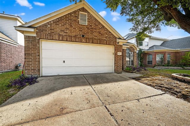 19439 Hillside Springs Circle, Houston, TX 77084