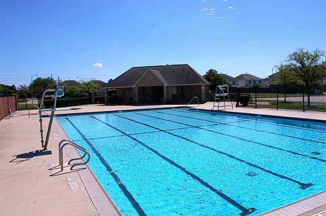 19439 Hillside Springs Circle, Houston, TX 77084