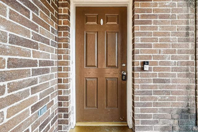 19439 Hillside Springs Circle, Houston, TX 77084