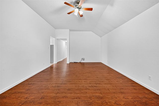 19439 Hillside Springs Circle, Houston, TX 77084