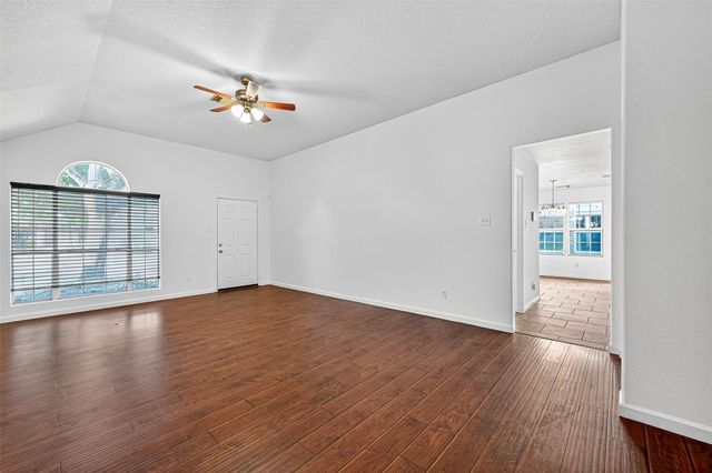 19439 Hillside Springs Circle, Houston, TX 77084