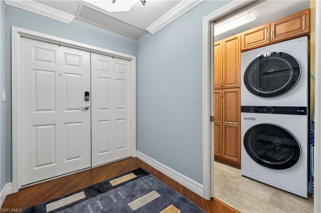 4183 Bay Beach LN 374, Fort Myers Beach, FL 33931