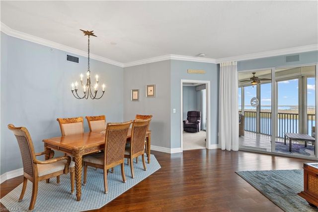 4183 Bay Beach LN 374, Fort Myers Beach, FL 33931