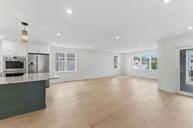 36 Colonial Rd., Webster, MA 01570