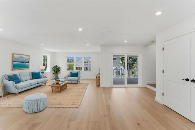 36 Colonial Rd., Webster, MA 01570
