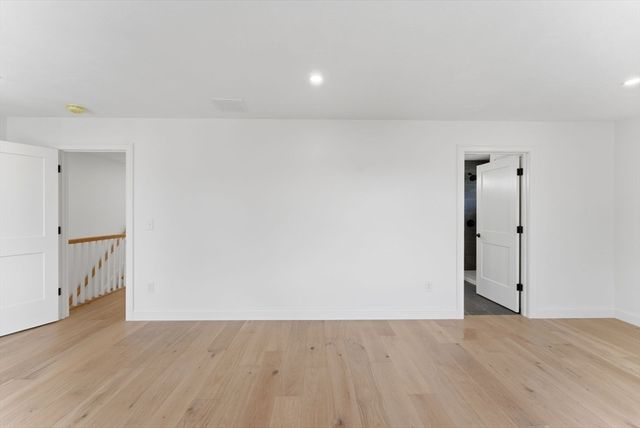 36 Colonial Rd., Webster, MA 01570