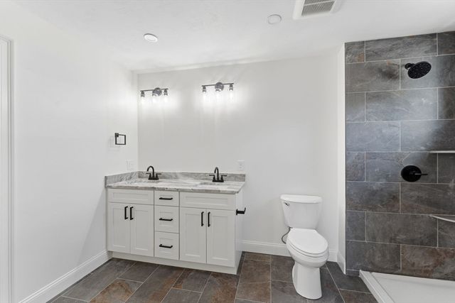 36 Colonial Rd., Webster, MA 01570
