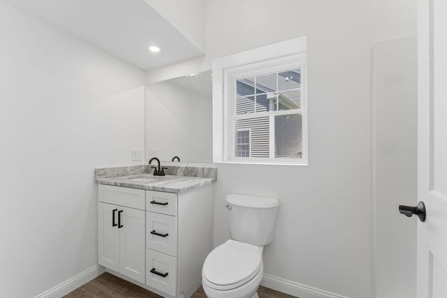 36 Colonial Rd., Webster, MA 01570