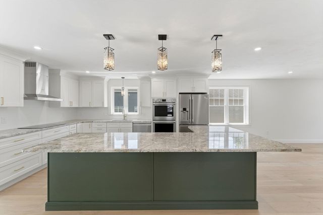 36 Colonial Rd., Webster, MA 01570