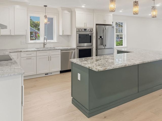 36 Colonial Rd., Webster, MA 01570