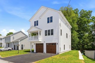 36 Colonial Rd., Webster, MA 01570
