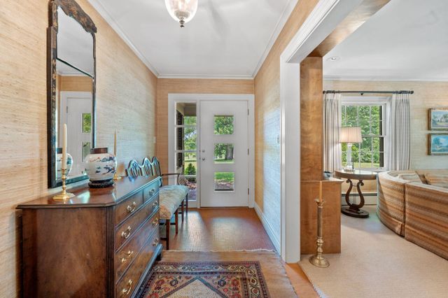 4036 N Cleveland Road, Lexington, KY 40516