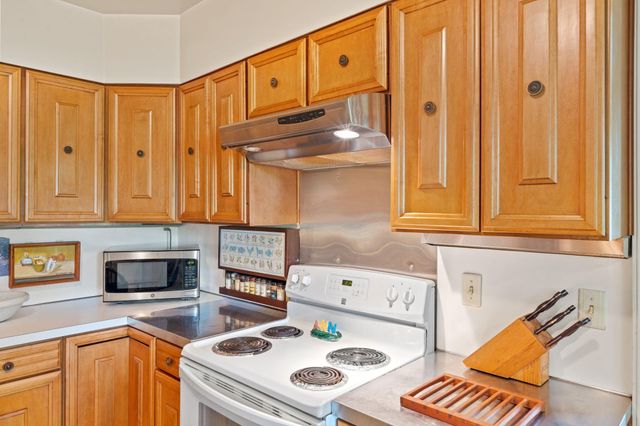 4036 N Cleveland Road, Lexington, KY 40516