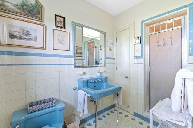 4036 N Cleveland Road, Lexington, KY 40516