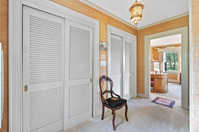 4036 N Cleveland Road, Lexington, KY 40516