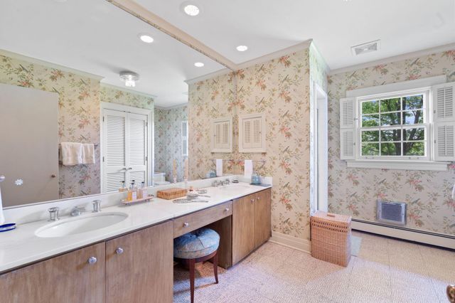 4036 N Cleveland Road, Lexington, KY 40516