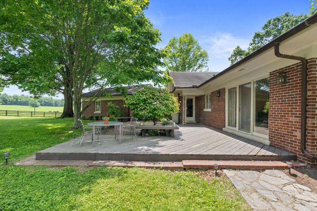 4036 N Cleveland Road, Lexington, KY 40516