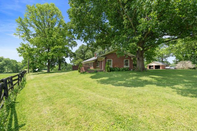4036 N Cleveland Road, Lexington, KY 40516