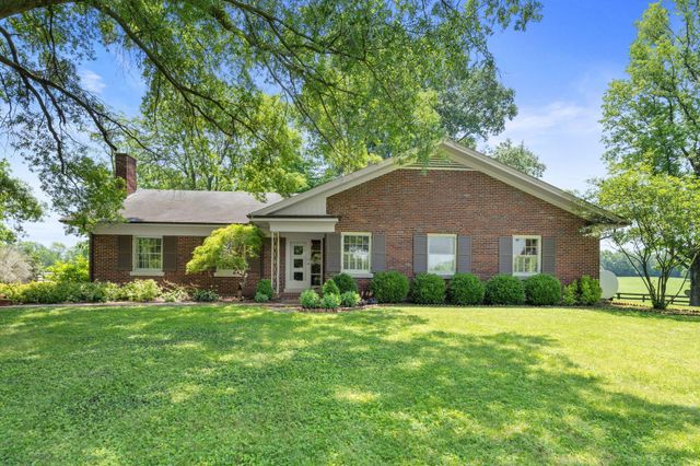 4036 N Cleveland Road, Lexington, KY 40516