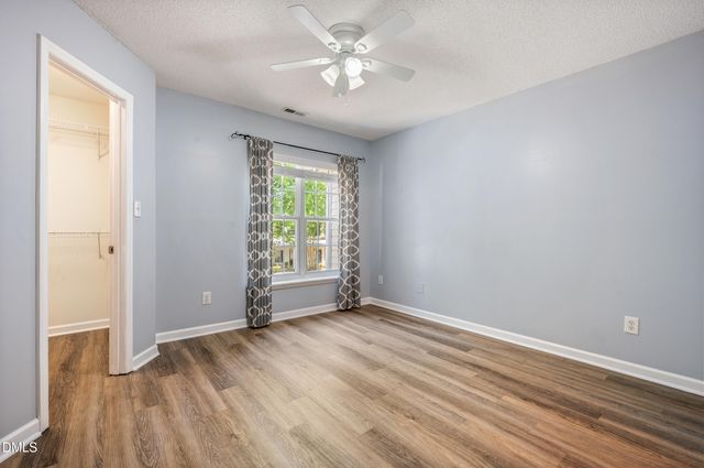 329 Commons Drive, Holly Springs, NC 27540