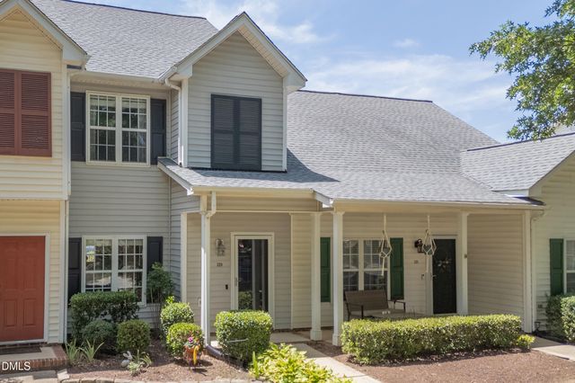 329 Commons Drive, Holly Springs, NC 27540