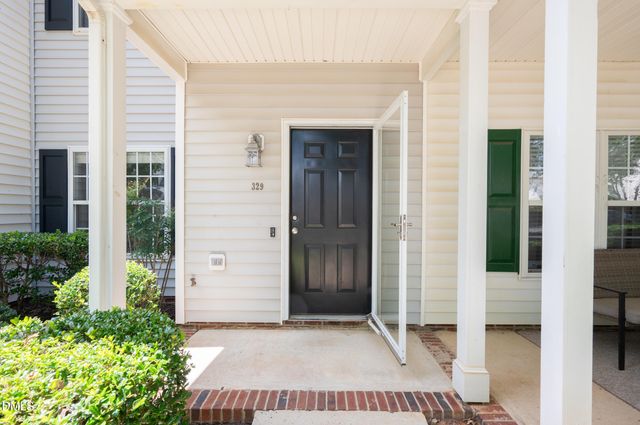 329 Commons Drive, Holly Springs, NC 27540