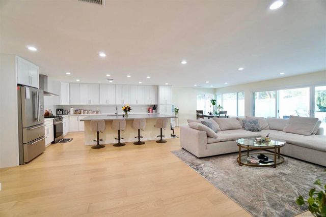 11202 Promesa Drive, San Diego, CA 92124