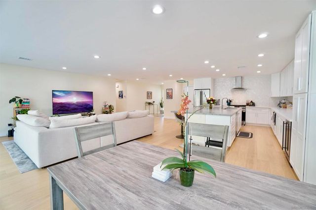 11202 Promesa Drive, San Diego, CA 92124