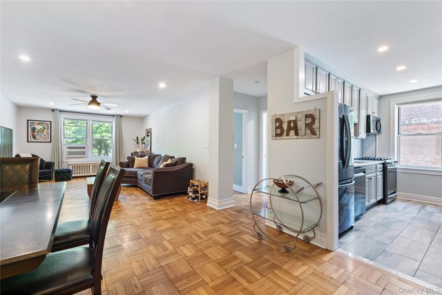 1 vincent Road 1c, Bronxville, NY 10708