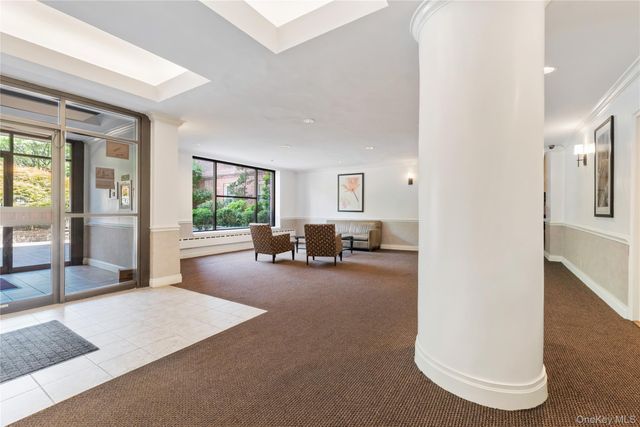 1 vincent Road 1c, Bronxville, NY 10708