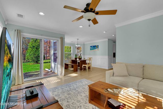 11 Saratoga Court, Tinton Falls, NJ 07753