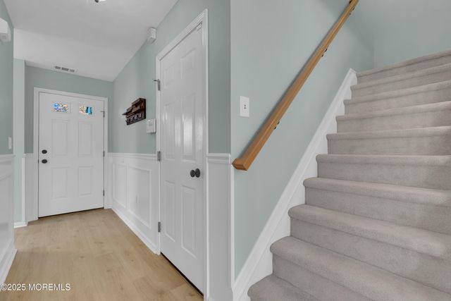 11 Saratoga Court, Tinton Falls, NJ 07753