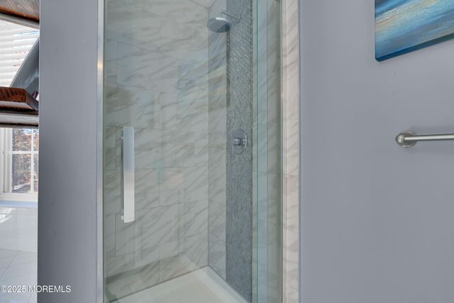 11 Saratoga Court, Tinton Falls, NJ 07753