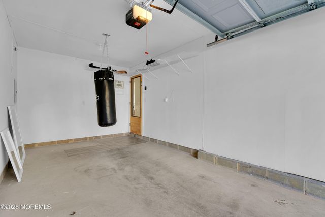 11 Saratoga Court, Tinton Falls, NJ 07753