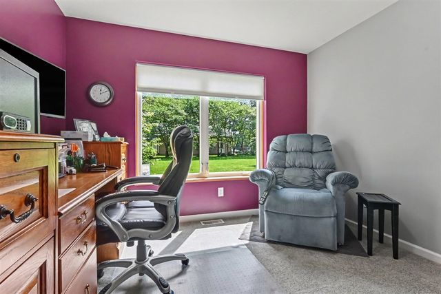51408 Summit Street, Paw Paw, MI 49079