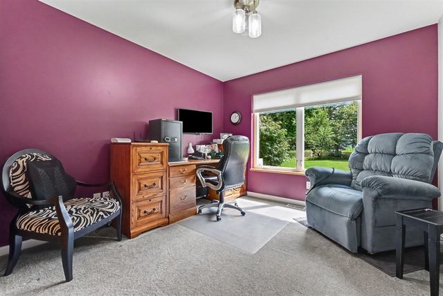 51408 Summit Street, Paw Paw, MI 49079