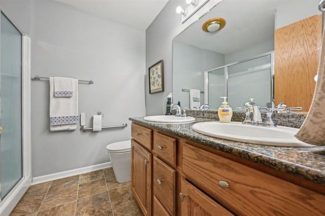 51408 Summit Street, Paw Paw, MI 49079