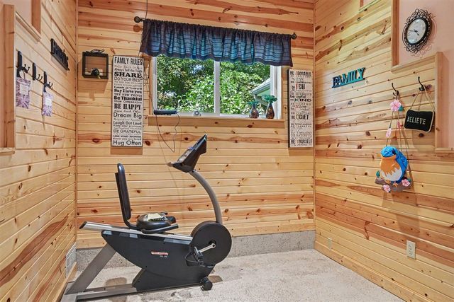 51408 Summit Street, Paw Paw, MI 49079