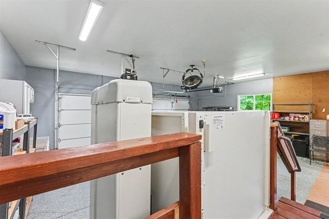 51408 Summit Street, Paw Paw, MI 49079