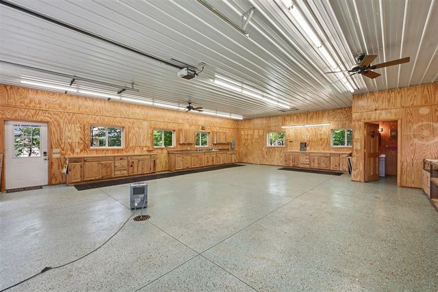 51408 Summit Street, Paw Paw, MI 49079