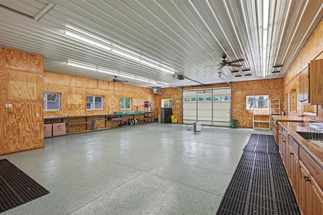 51408 Summit Street, Paw Paw, MI 49079