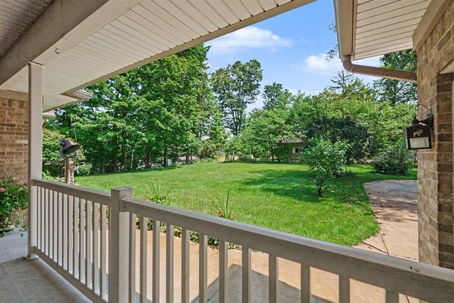 51408 Summit Street, Paw Paw, MI 49079