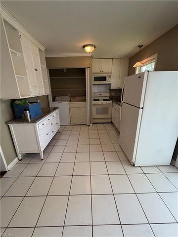 418 Hunlac AVE, Hampton, VA 23664
